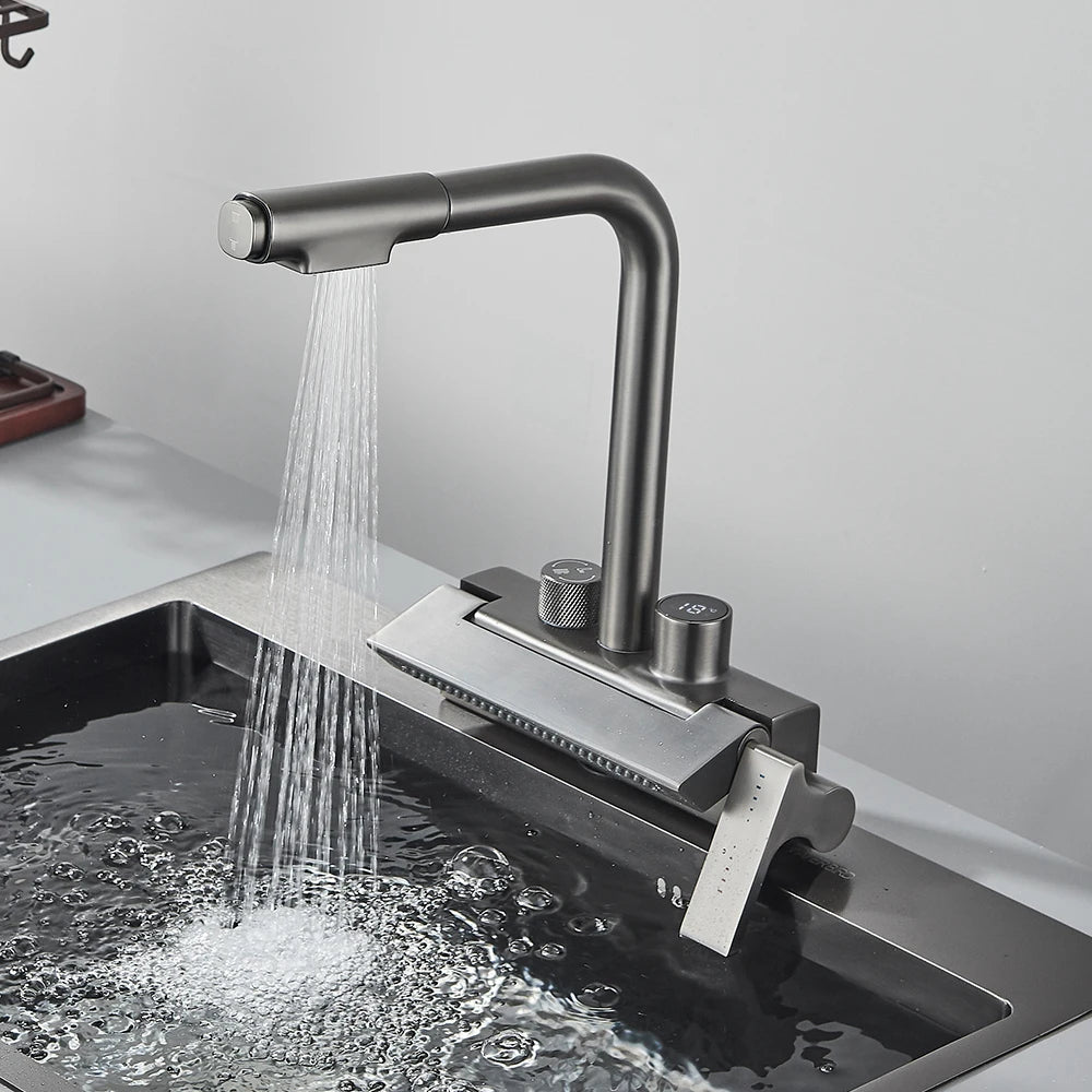 Lavabory KF02: Stylish 360° LCD Pull-out Kitchen Faucet